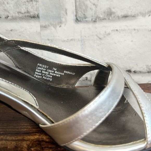 Spring Step Prissy Genuine Leather Heels, Silver Metallic Size 7 - Picture 7 of 8